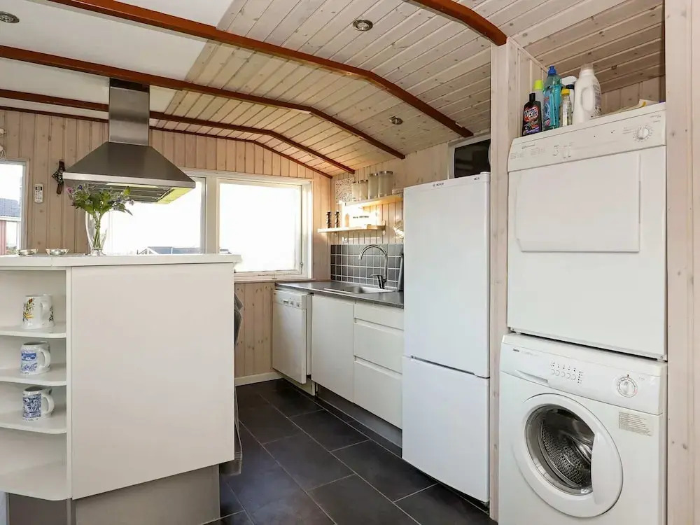 6 Person Holiday Home in Hjorring - фото 13