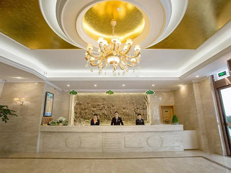 Lobby & Reception