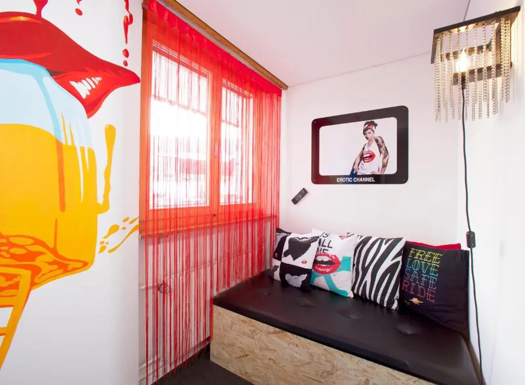Standard Double room with balcony (full double bed)