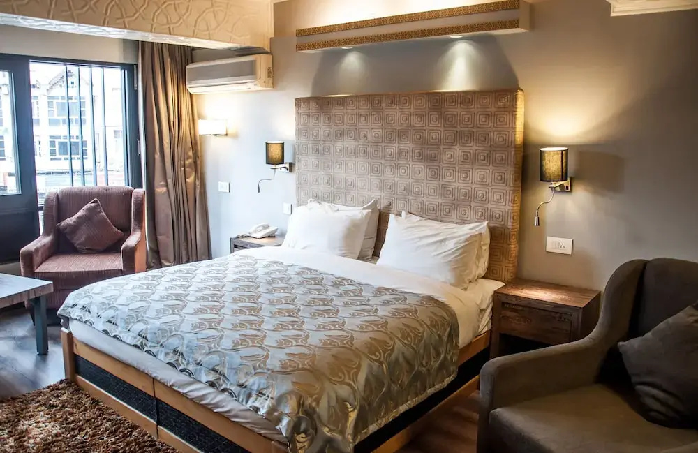 guest_rooms