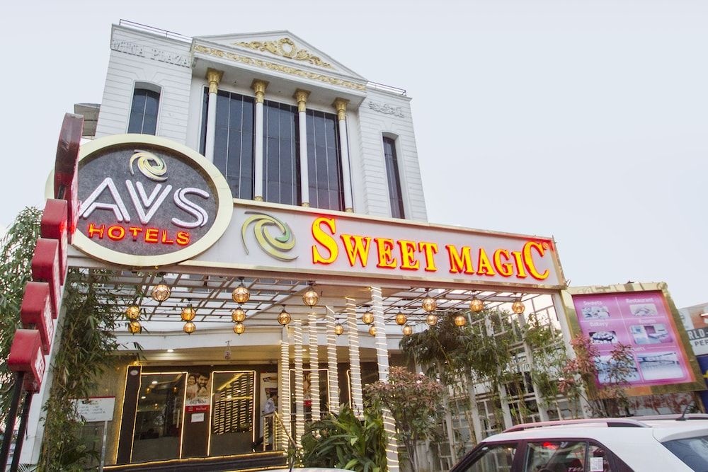 OYO 10209 Hotel AVS Sweet Magic