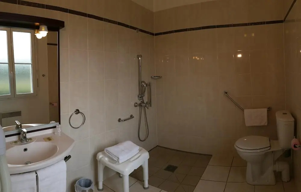 Brit Hotel Chateaudun - Général