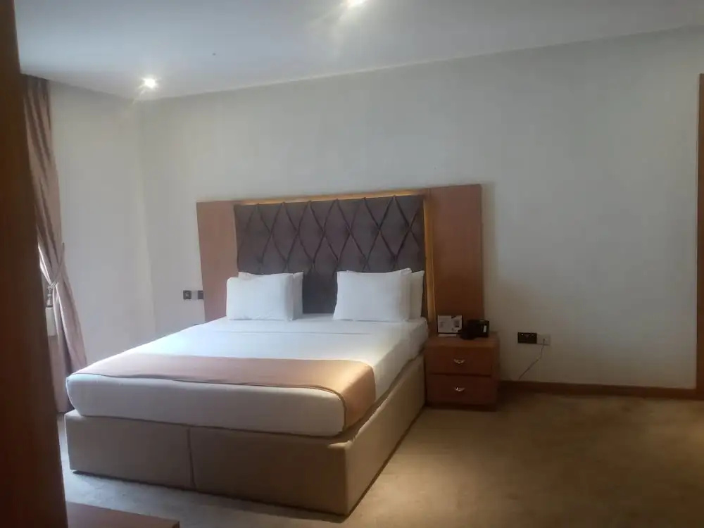 Premier Suite