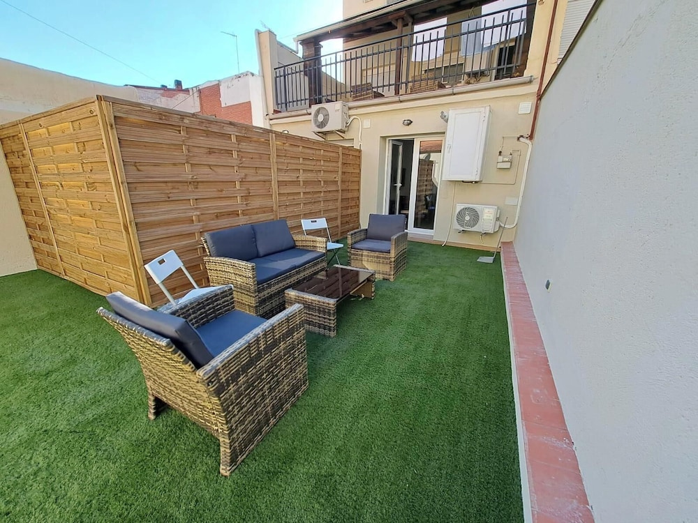Apartment Garden 3 Bedrooms 3 Bathrooms