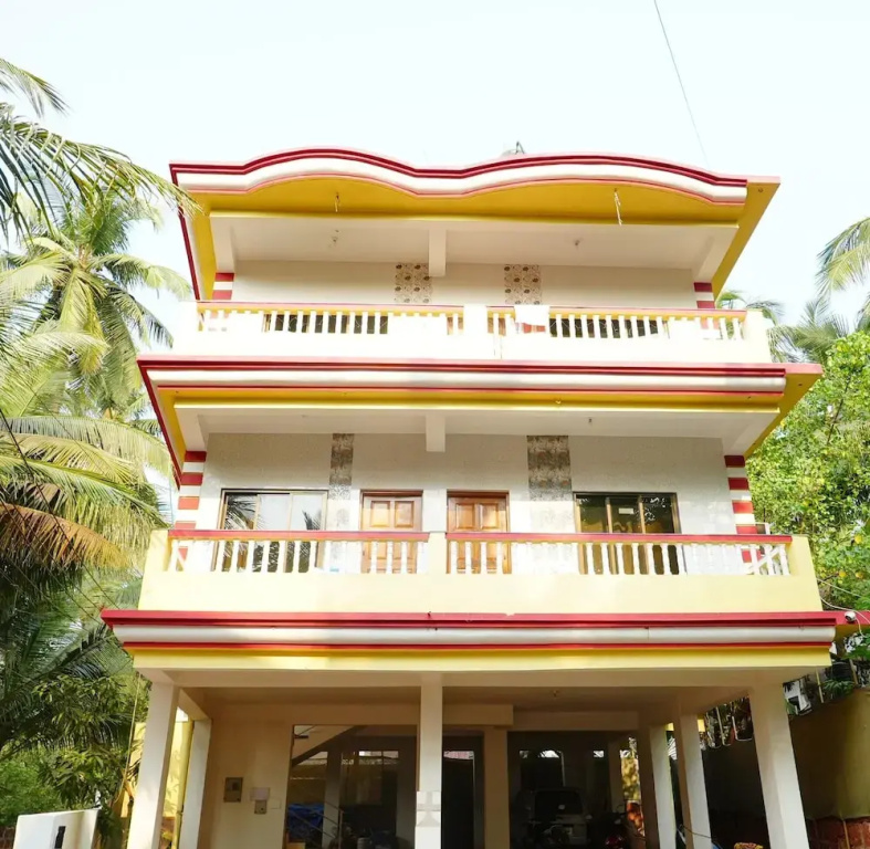 1 Bedroom Standard Double room with balcony and with courtyard view (full double bed)