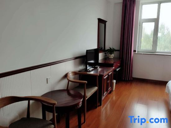 Двухместный номер Business двуспальная кровать в Dongshi Hotel (Changchun Jingyue)