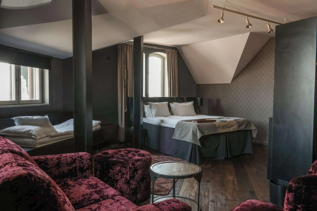 Standard Double Family room (full double bed)