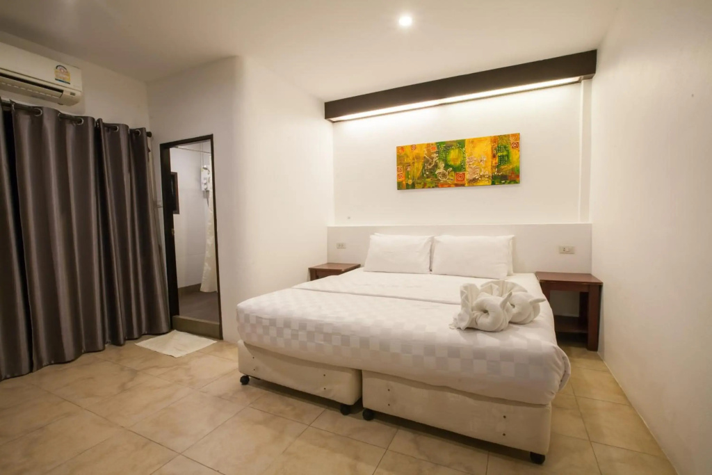 Hotel photo 2