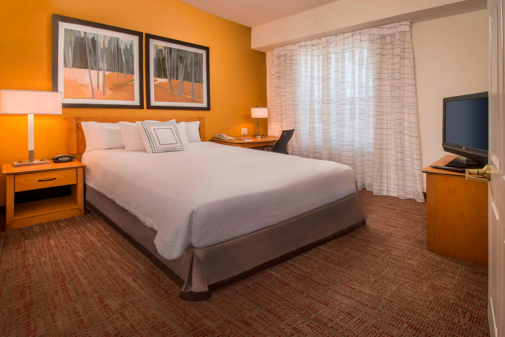 Residence Inn by Marriott Frederick — 4