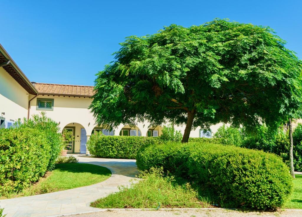 3 Bedrooms Duplex Apartment
