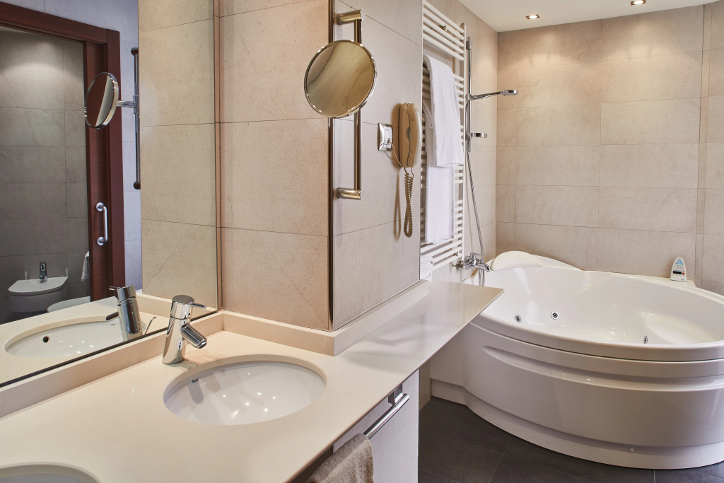 Hotel Silken Ciudad Gijon - Général