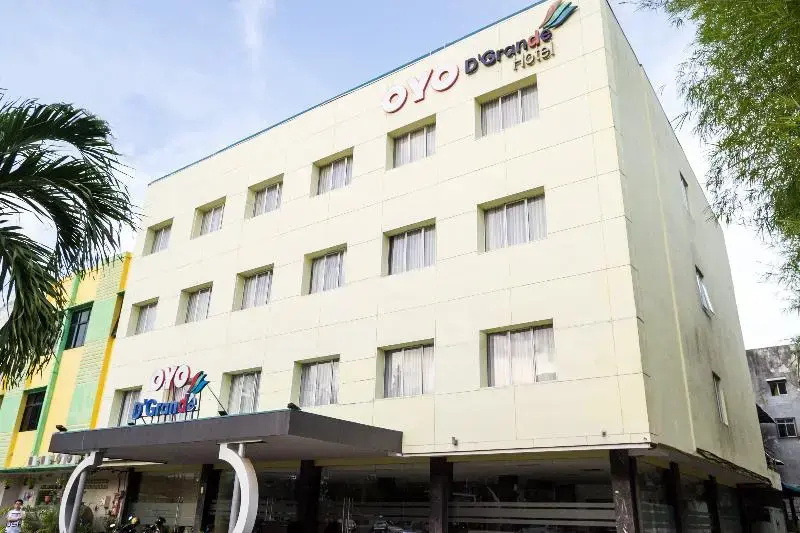 OYO 666 D' Grande Hotel Batam