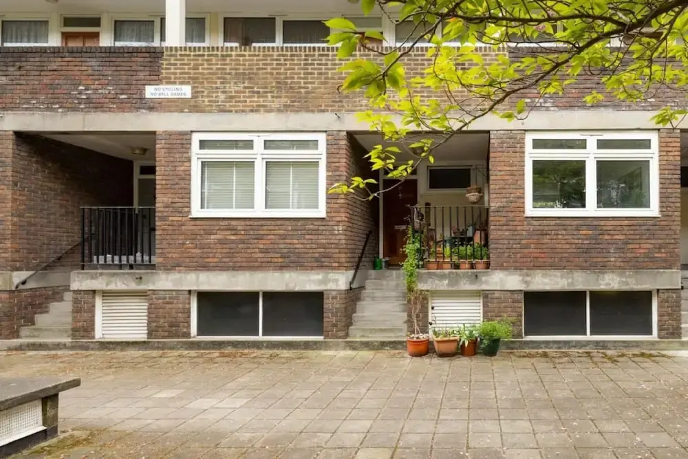 The Broxwood Way Escape - Elegant 1Bdr Apartment With Terrace