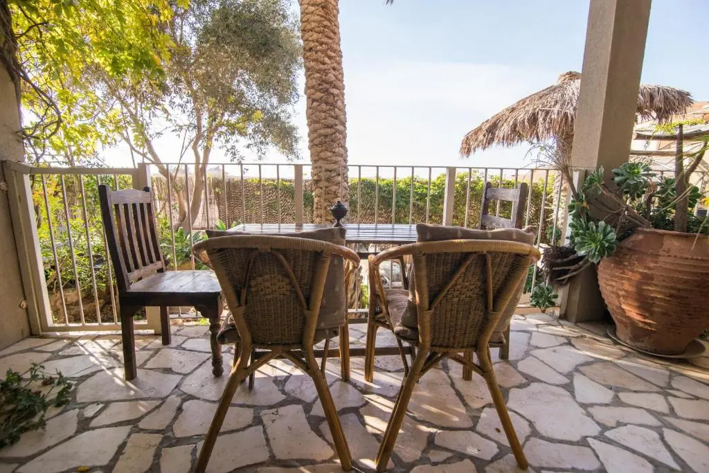 Desert Home Image 38
