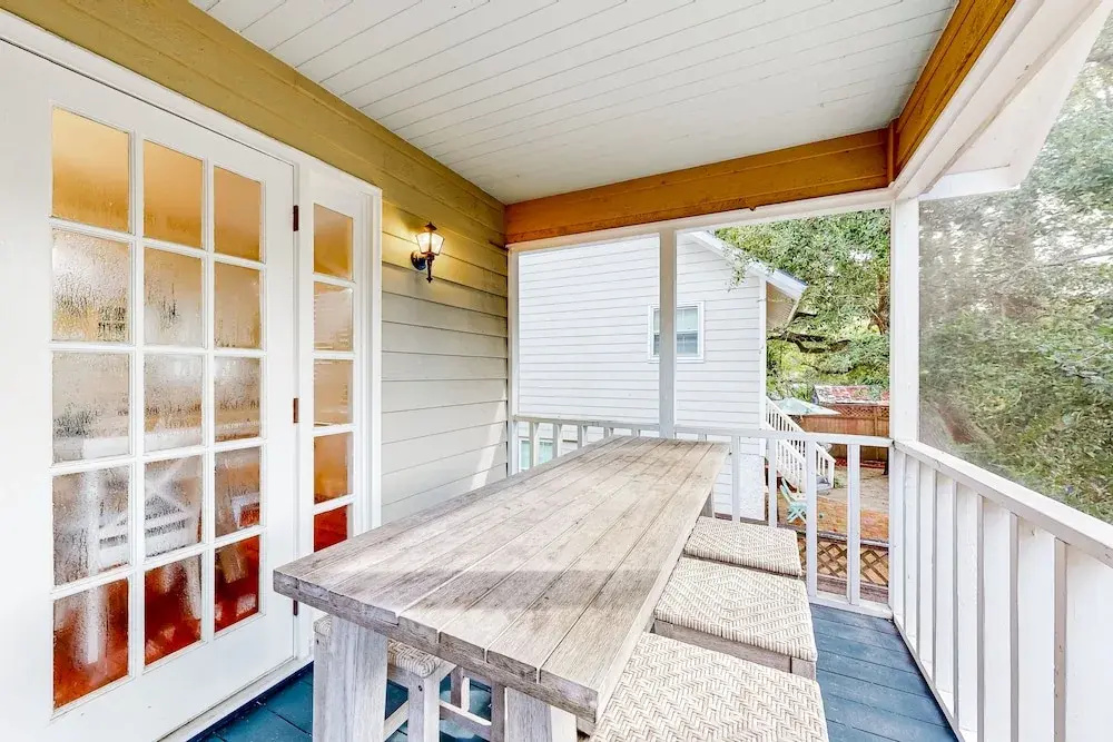 Classic Coastal Home With Game Room & Private hot tub - Walk to Beaches