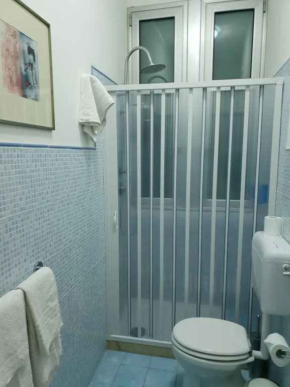 Standard Double room with courtyard view (full double bed)