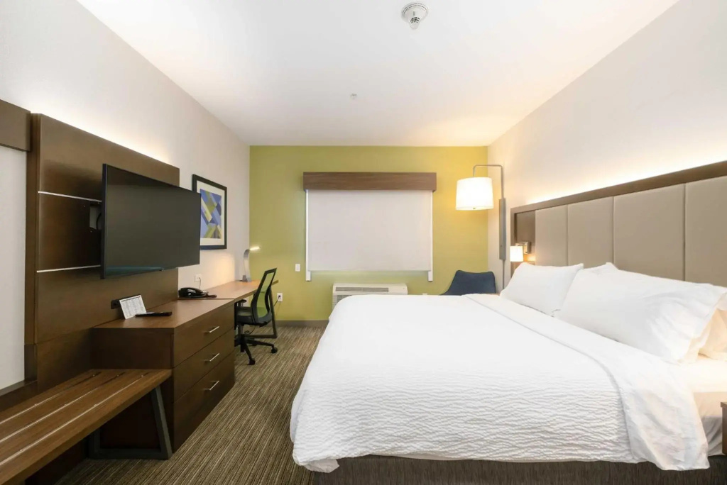 Holiday Inn Express Carlsbad by IHG — фото 3