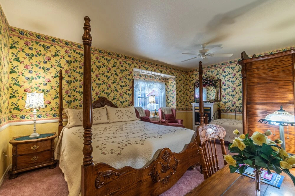 Royal room