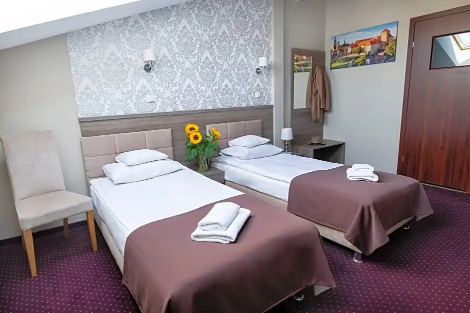Standard Double room (twin beds)