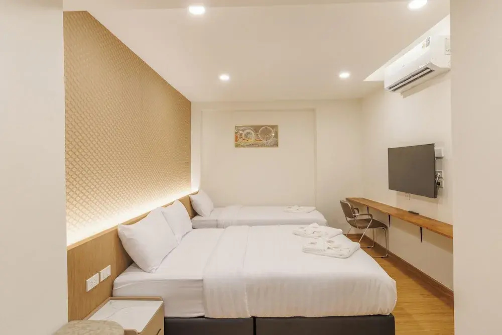 Отель Believe Inn в Бангкоке