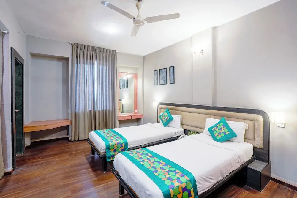 Treebo Niraali Executive, Hinjewadi - Chambres