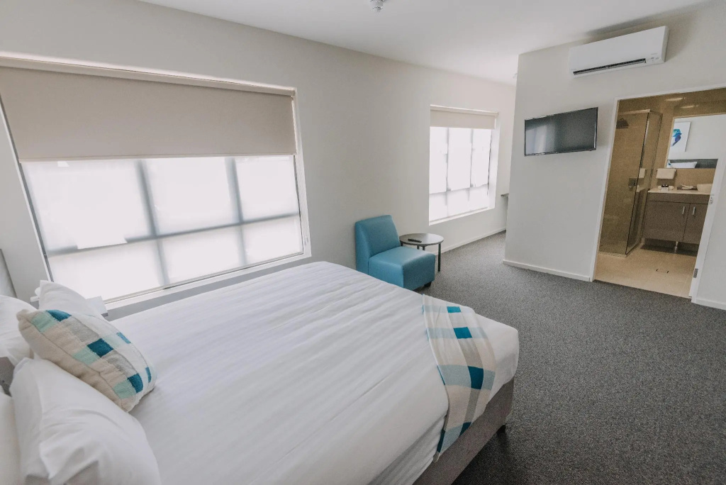 Superior Double Studio (full double bed)
