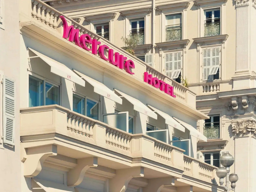 Mercure Nice Marche aux Fleurs — фото