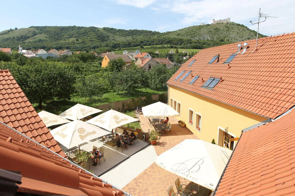 Balcony & Terrace