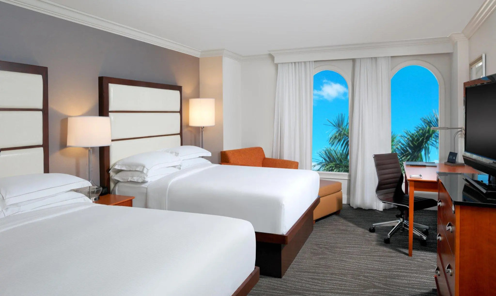 Hilton Naples — фото 5