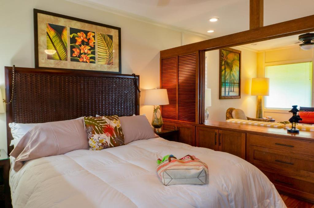 Hanalei Colony Resort by null