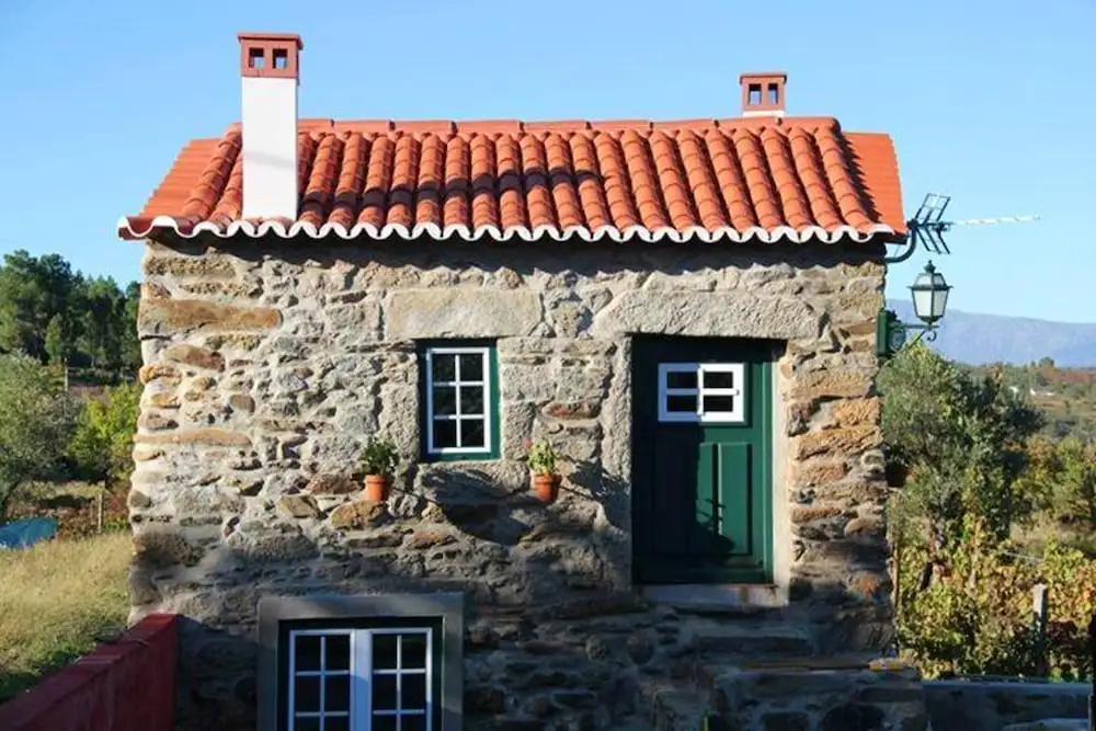 House With one Bedroom in Souto da Casa, With Enclosed Garden