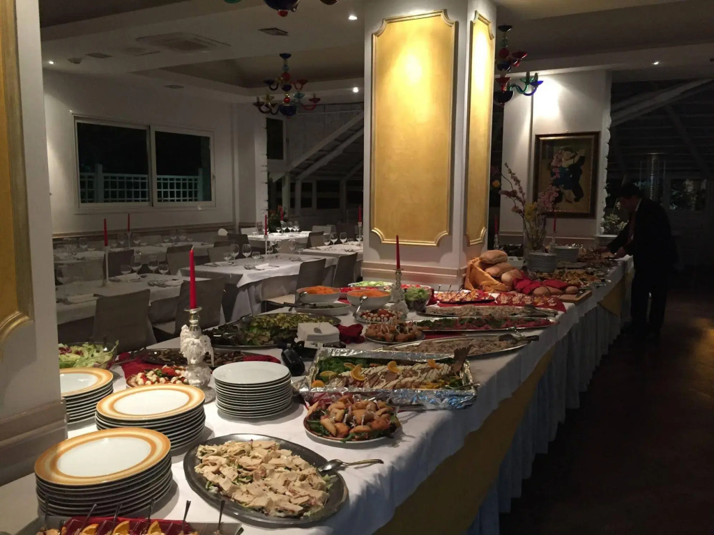 Hotel photo 12