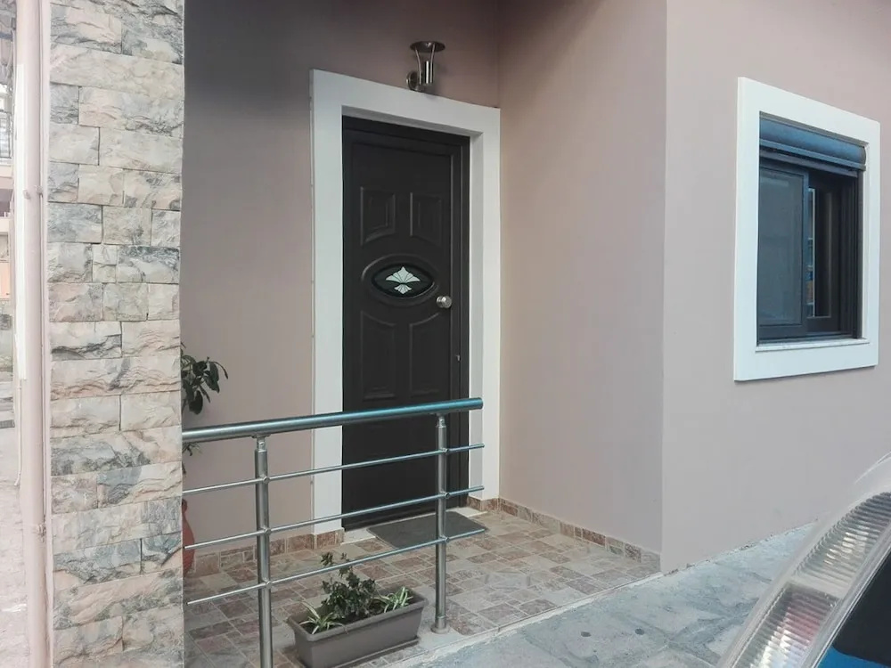 Cozy Flat Attic near Beach & Venetian Port