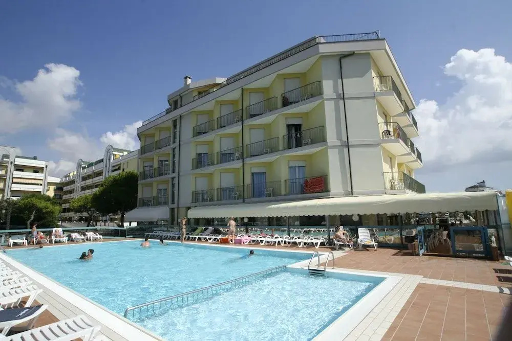 Hotel photo 15