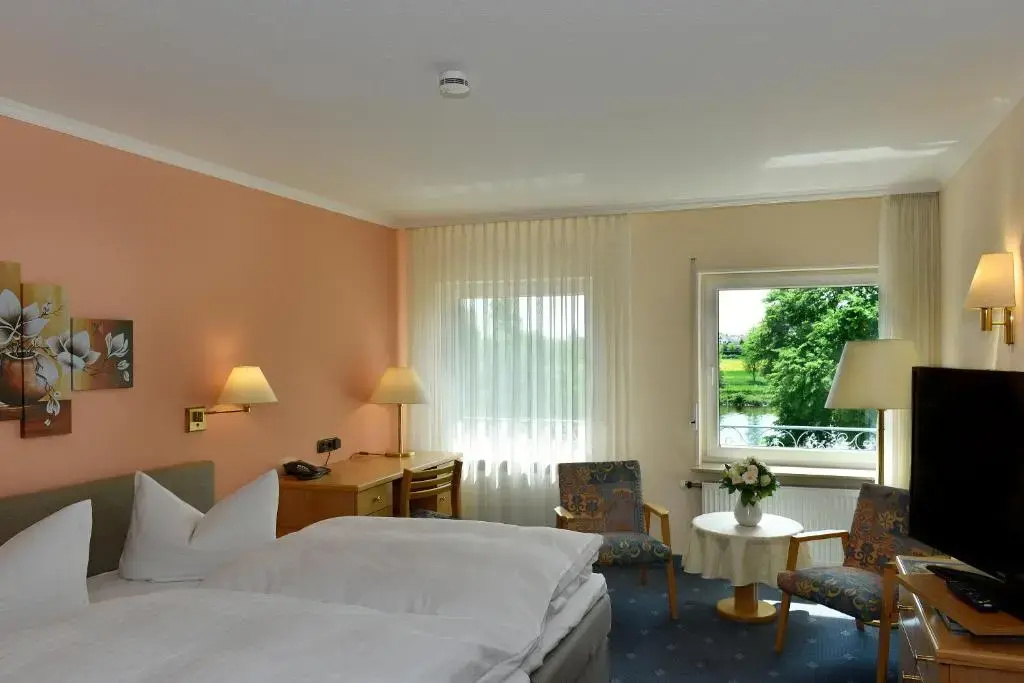 Standard Double room (full double bed)