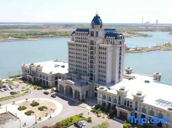Beach & Waterfront