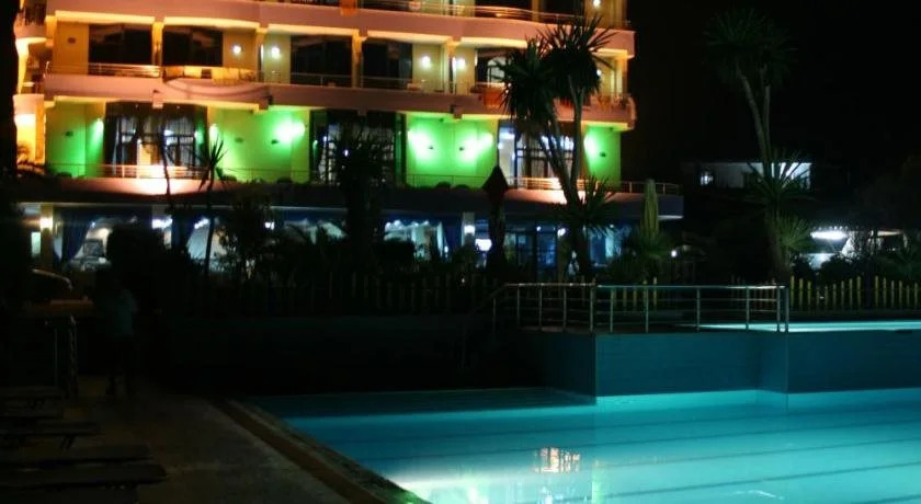 Hotel Bahamas - фото 9