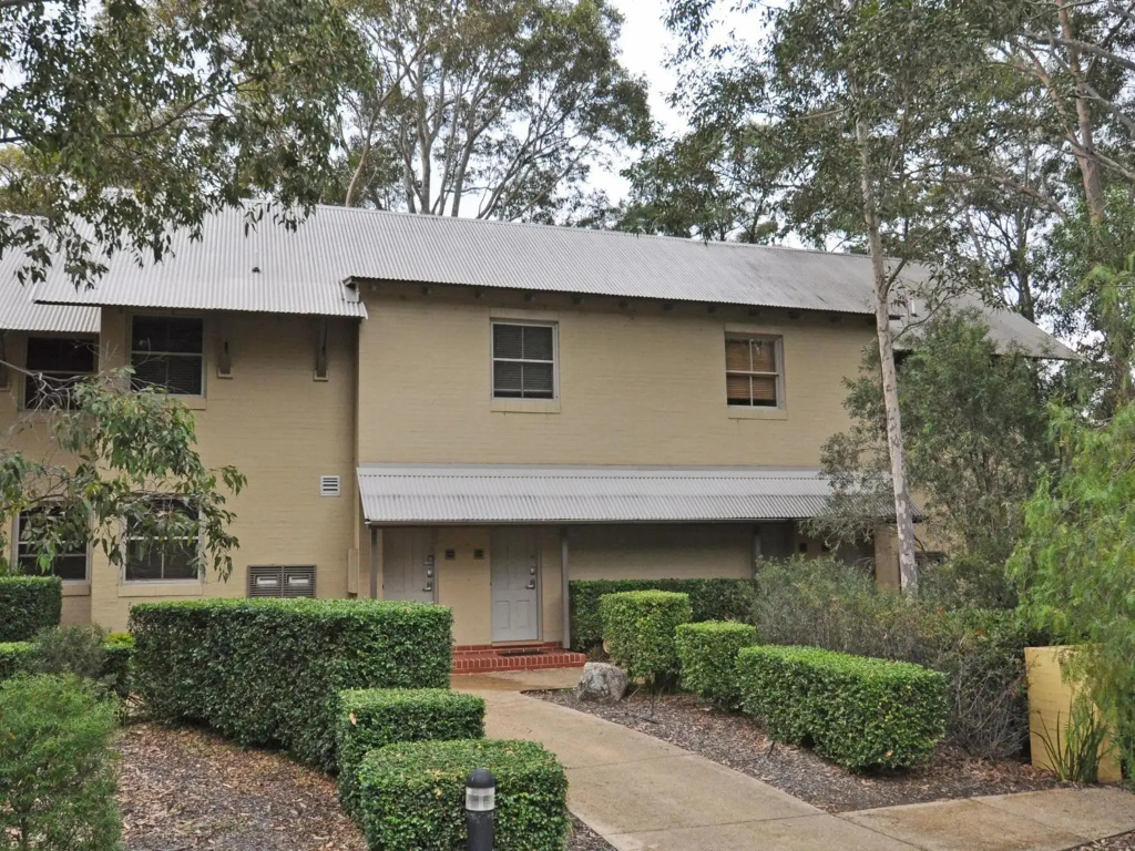 Villa Spa Executive 1br Merlot Resort Condo located within Cypress Lakes Resort (nothing is more central)