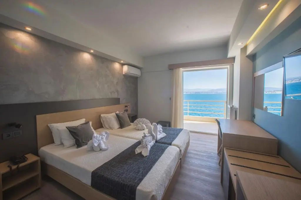 Superior Double room with sea view (twin beds)