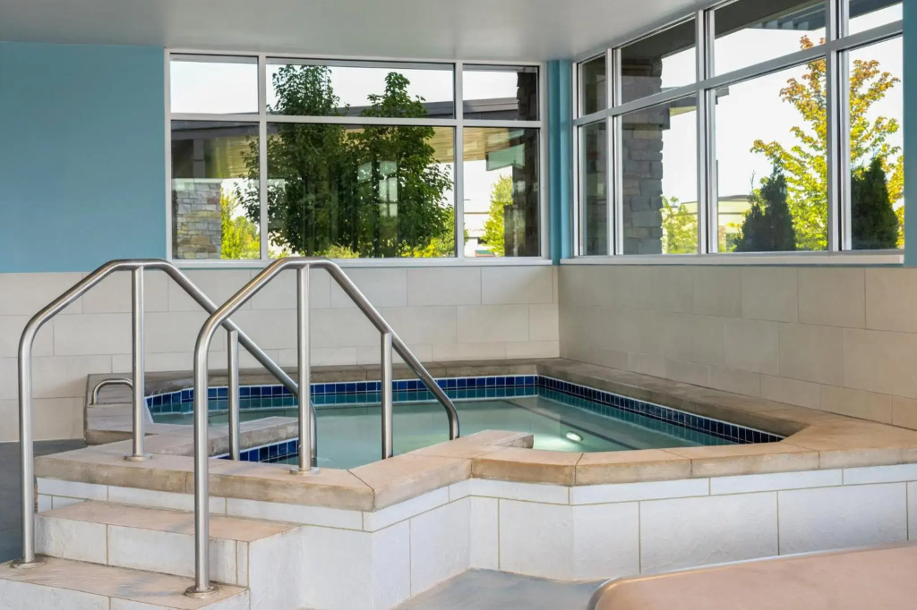Holiday Inn Express & Suites Madison West - Middleton by IHG - фото 18