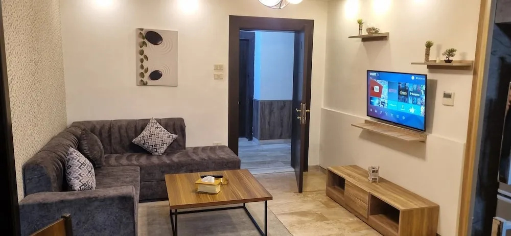 Unique 2bedroom at Abdoun 001 — фото 1