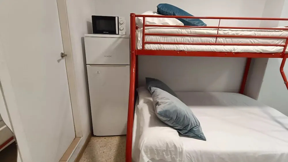 Hostal estudios — 4