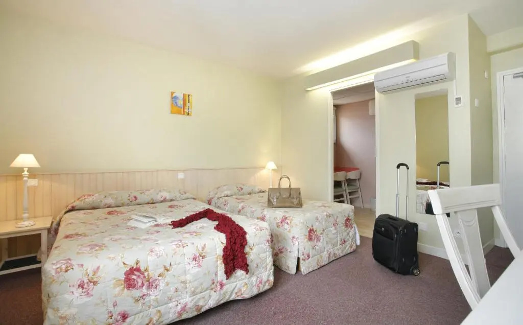 LOGIS, Hôtel Cartier - Chambres