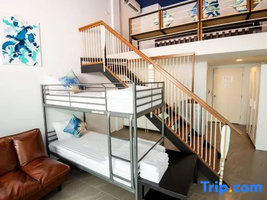 Family Duplex Suite with sea view