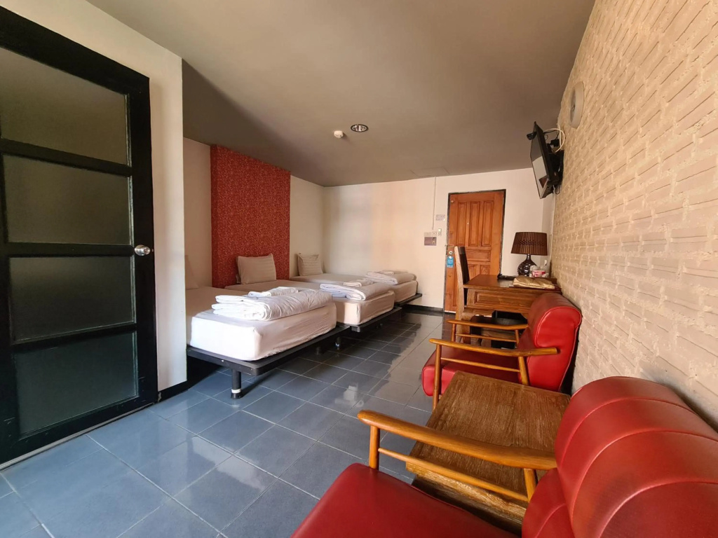 The 8 Factory Hotel Phitsanulok — 3