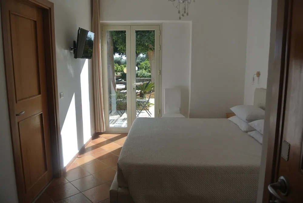 1 Bedroom Standard Double room (full double bed)