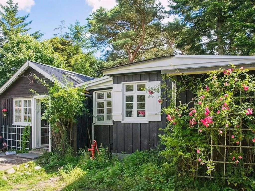 "Laurine" - 2.7km from the sea in NE Jutland