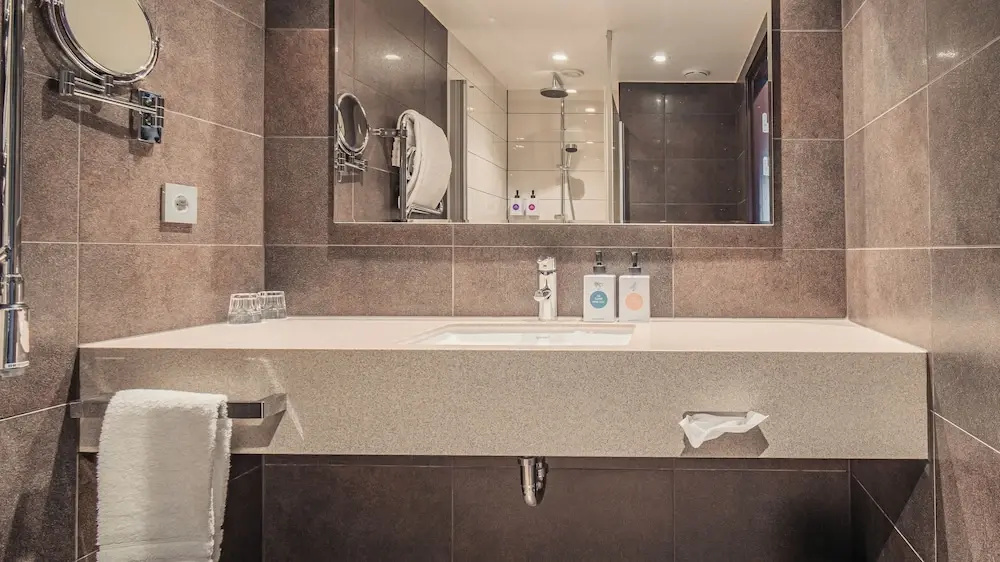 Quality Hotel Waterfront - Chambres