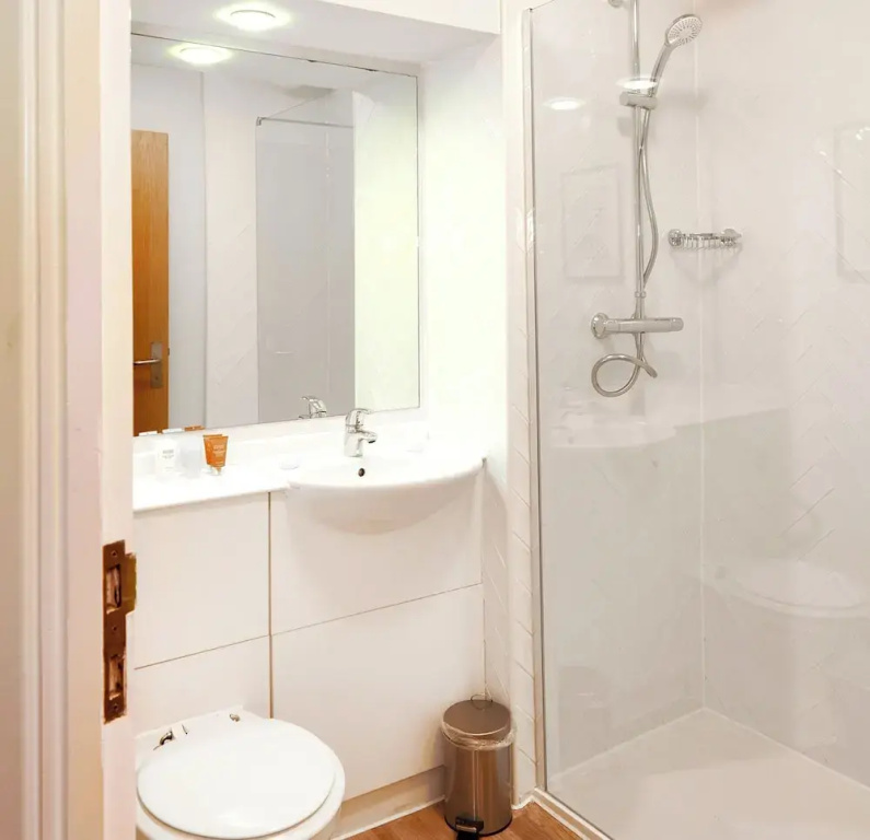 Standard Double room with sea view (full double bed)