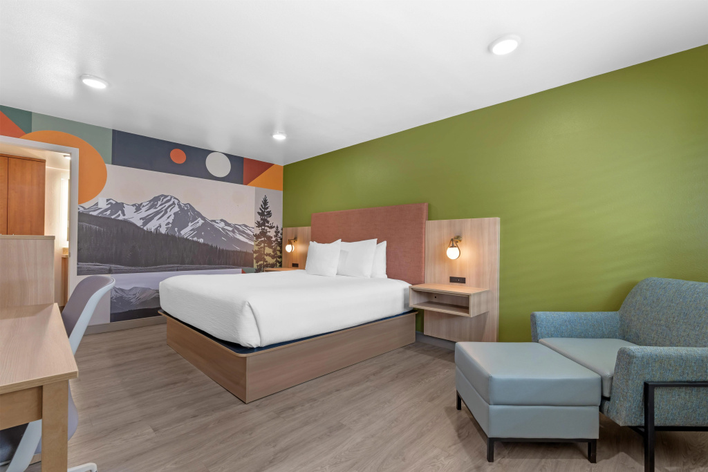 Standard Double room (full double bed)